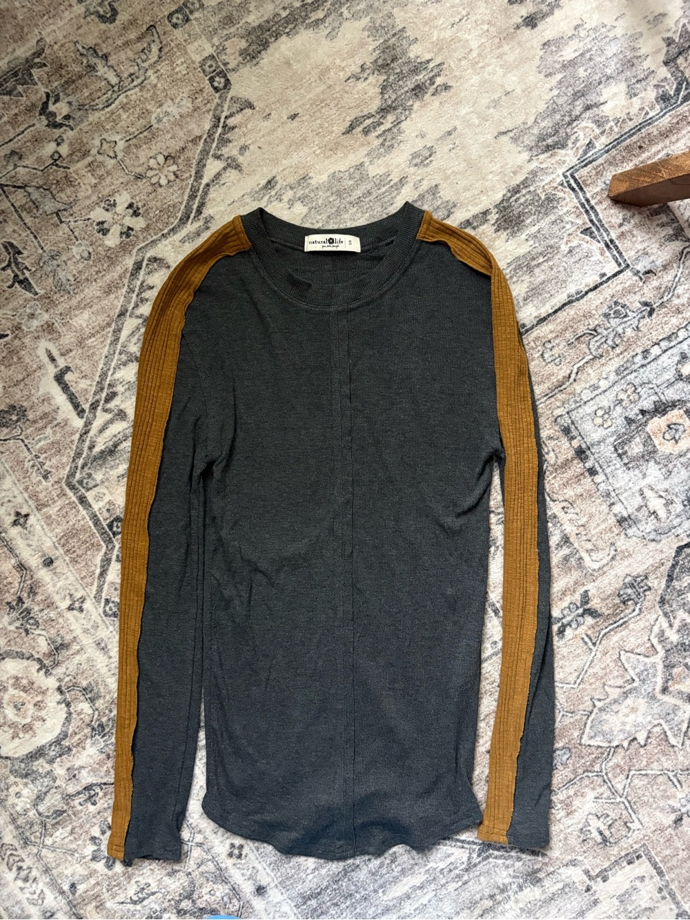 Natural life gray yellow long sleeve size S